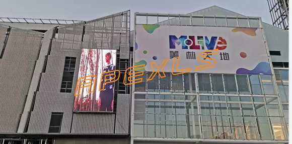 4_resize.jpg 4_resize.jpg