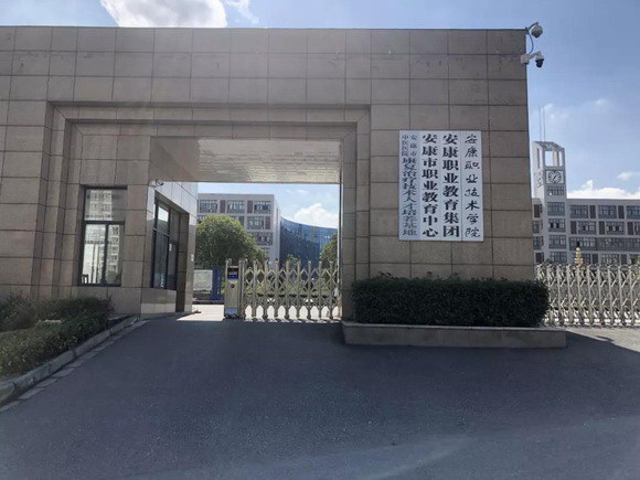 1_resize.jpg 1_resize.jpg