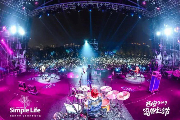 1_resize.jpg 1_resize.jpg