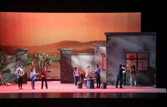 2_resize.jpg 2_resize.jpg